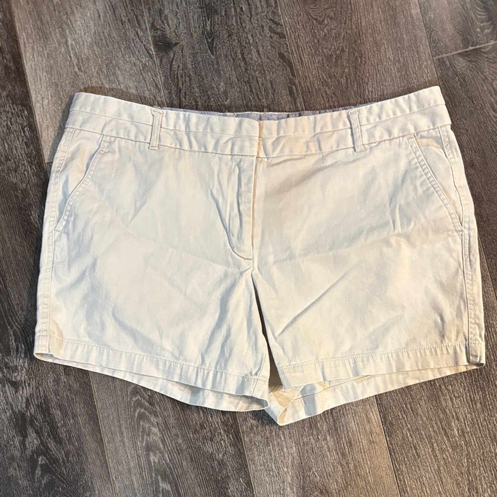 Elegant Beige Women's Shorts